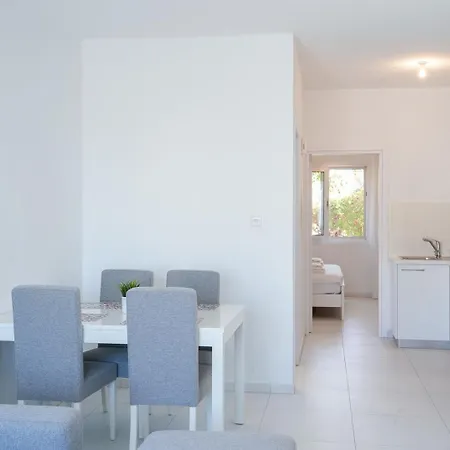 Resitour - Kings Gardens Apartment Paphos Exterior photo